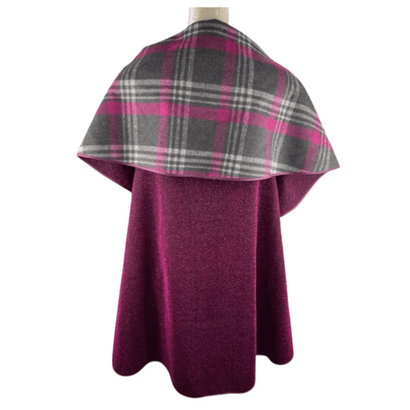 Jerry T women's pink reversible cape size L - Picture 3 of 3